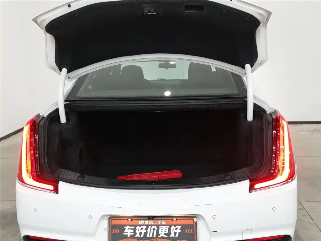 Cadillac XTS 2018 28T Technology фото 16