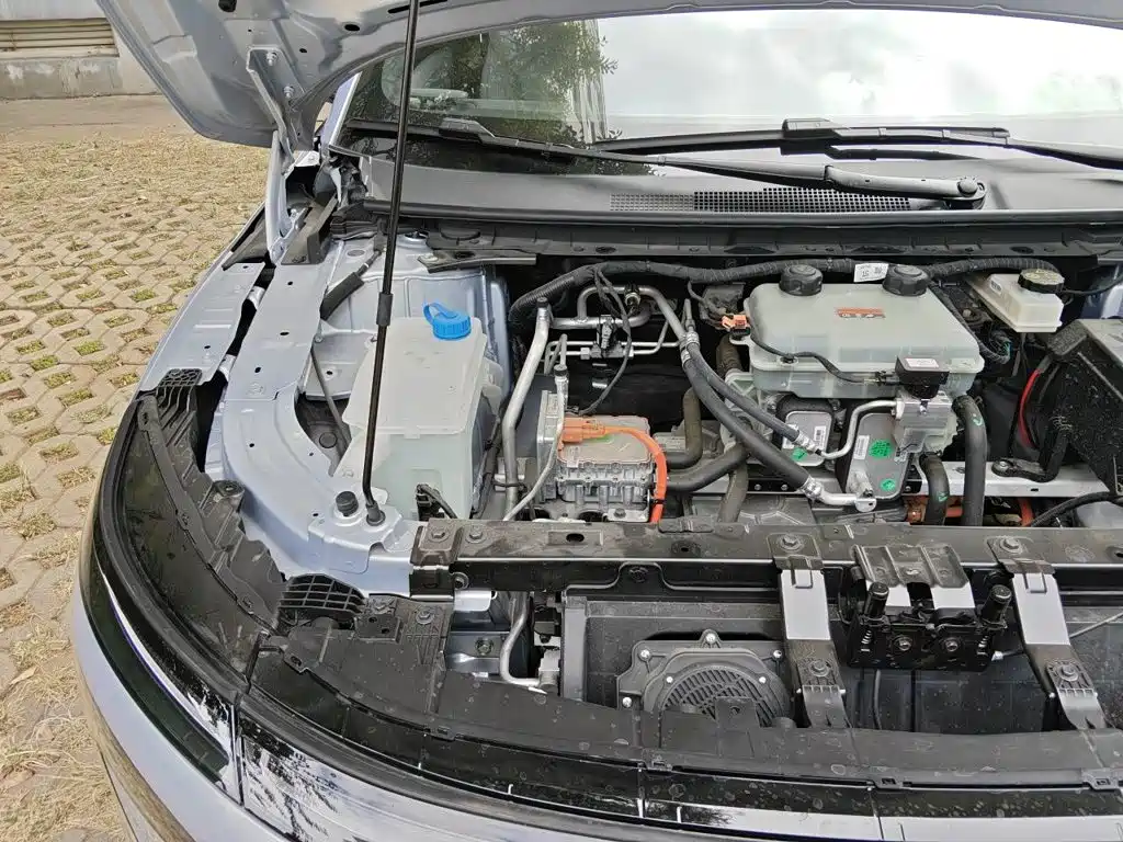 Photo 21 - Nissan N7