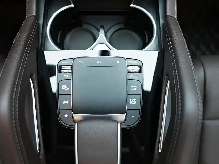 Mercedes-Benz GLE 2023 GLE 450 4MATIC Fashion фото 12