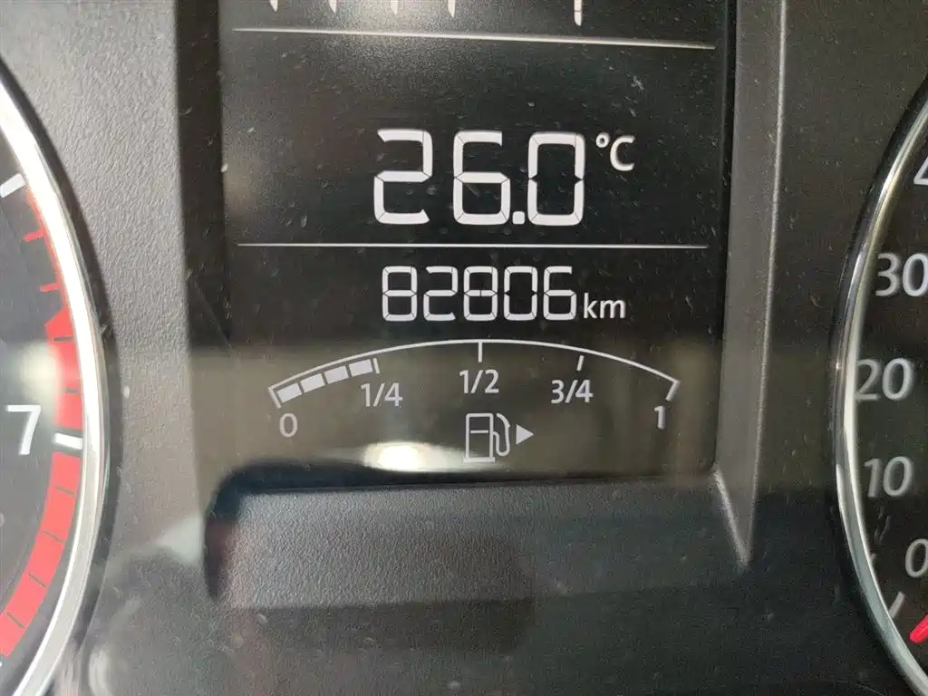 Volkswagen Polo 2014 1.4L Automatic Comfort Edition фото 8