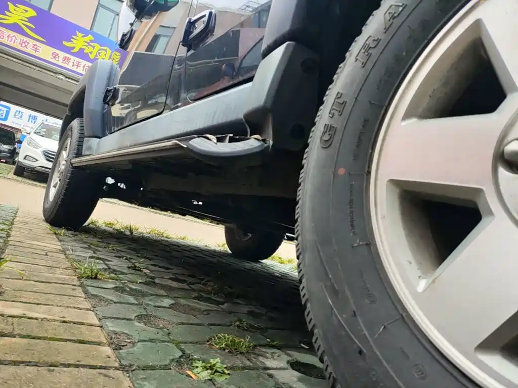 BAIC ORV Beijing Offroad BJ40 2017 2016 Model 40L 2.0T Manual 2WD Luxury