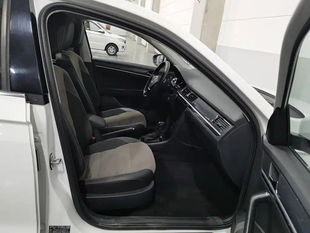 Фото 23 - Volkswagen C-TREK