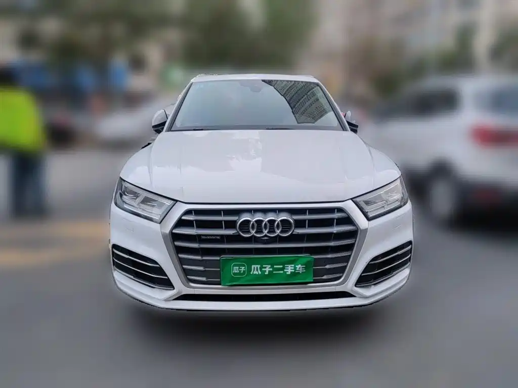 Audi Q5L 2018 40 TFSI Prestige Fashion (China V) фото 2