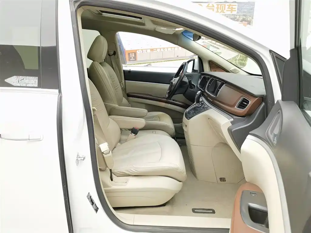 Buick GL8 2017 25S Luxury China V фото 23