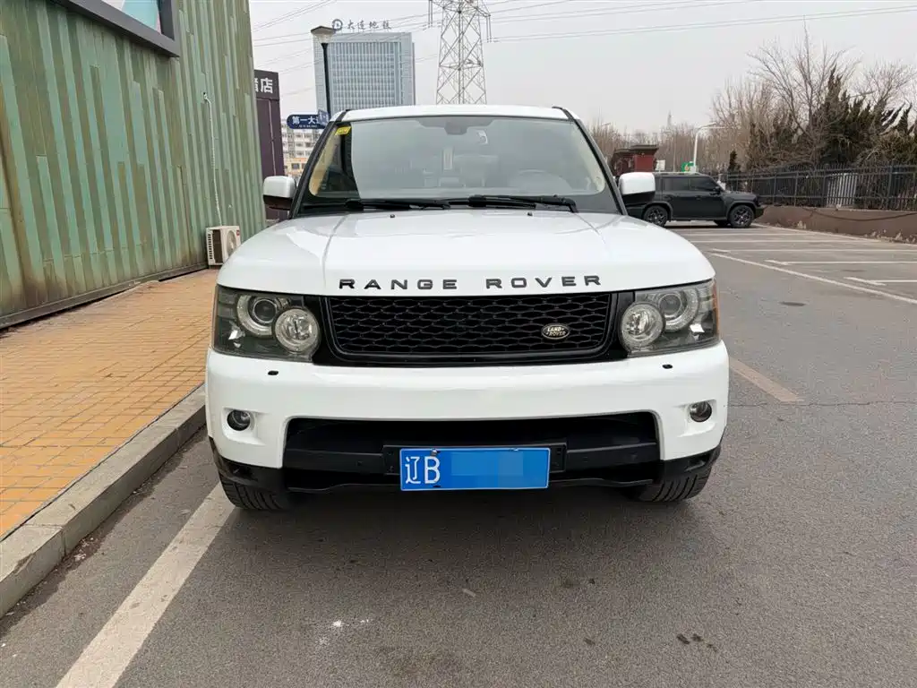 Land Rover Range Rover Sport 2010 3.0 TDV6 HSE Diesel фото 2