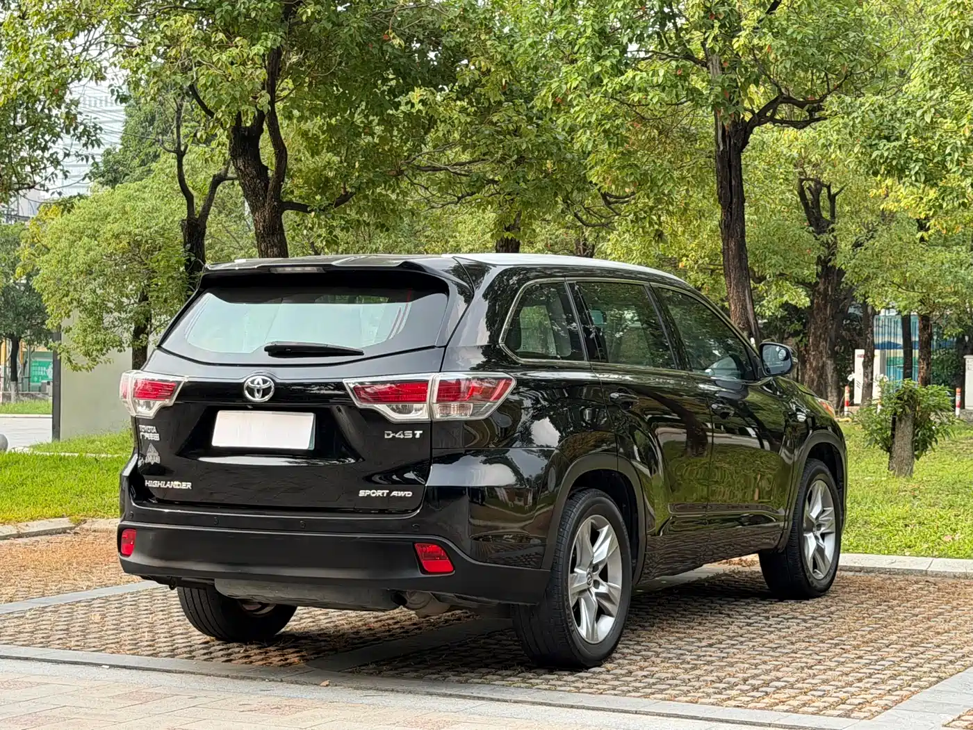 Toyota Highlander 2017 2.0T 4WD Premium 7-Seater фото 18