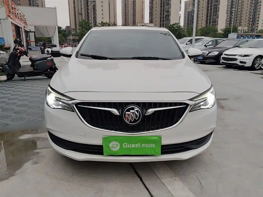 Buick Excelle 2019 15T DCT Connected Elite Type China VI фото 3