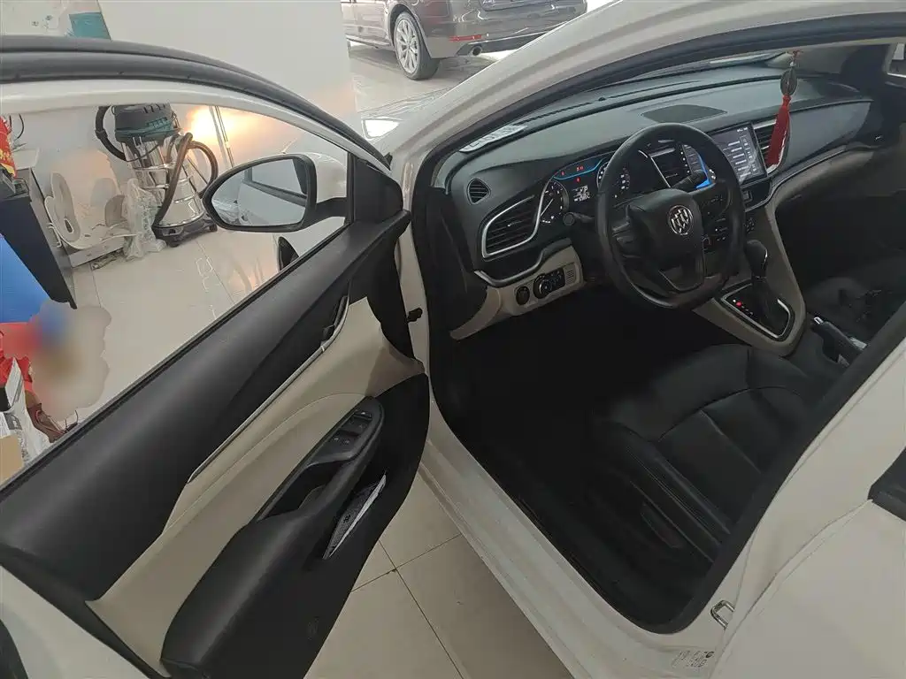 Buick Excelle 2019 15T DCT Progressive Type China VI фото 16