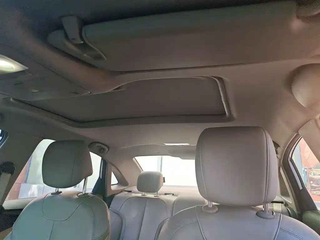 Buick Excelle 2018 15T Dual Clutch Elite (China V) фото 11