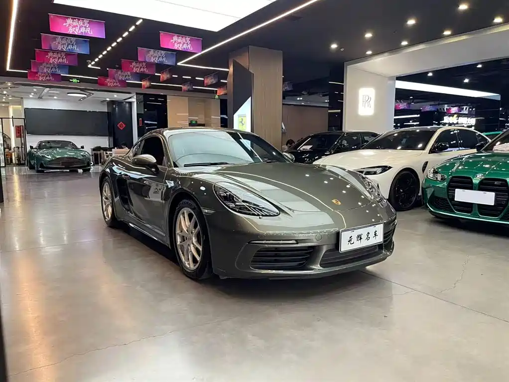 Porsche 718 2022 Cayman 2.0T фото 3