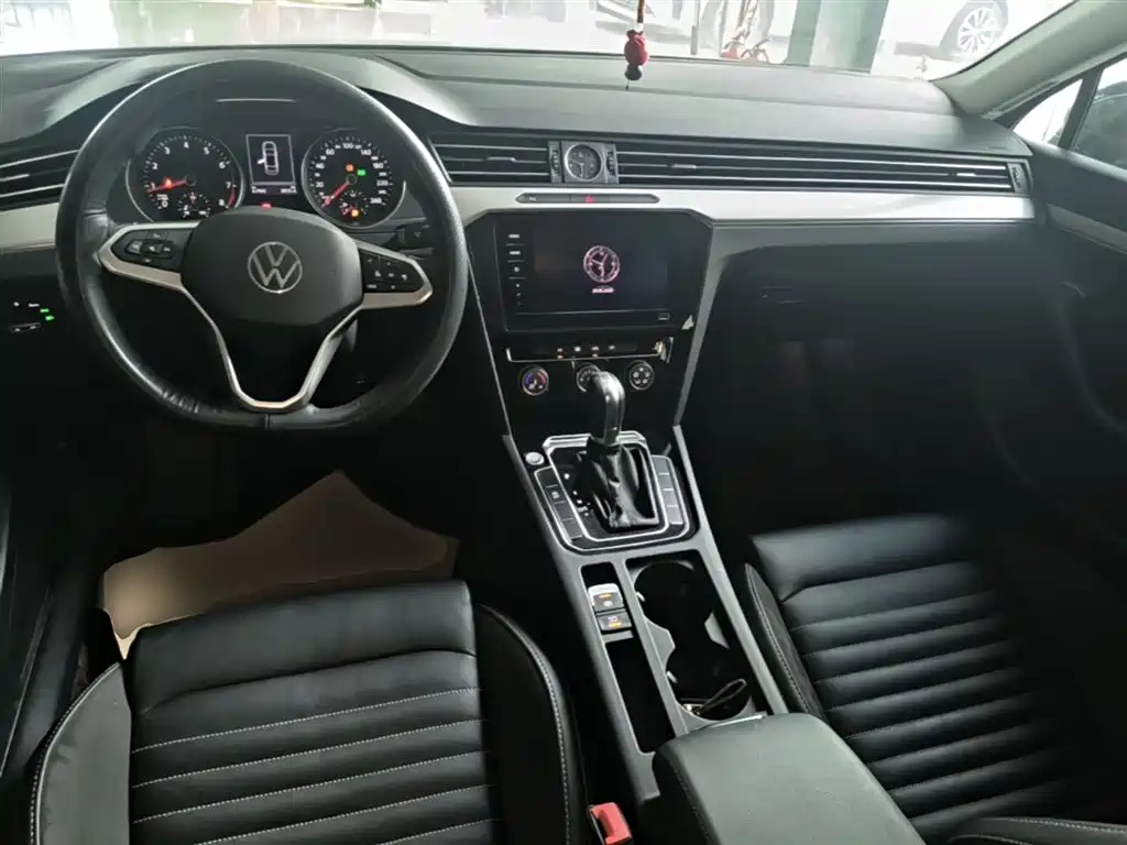 Volkswagen Magotan 2020 280TSI DSG Comfort фото 10