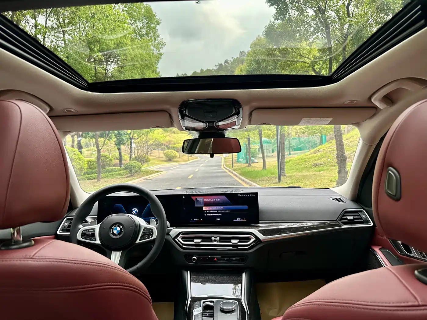 BMW 3 Series 2023 325Li M Sport Package фото 18