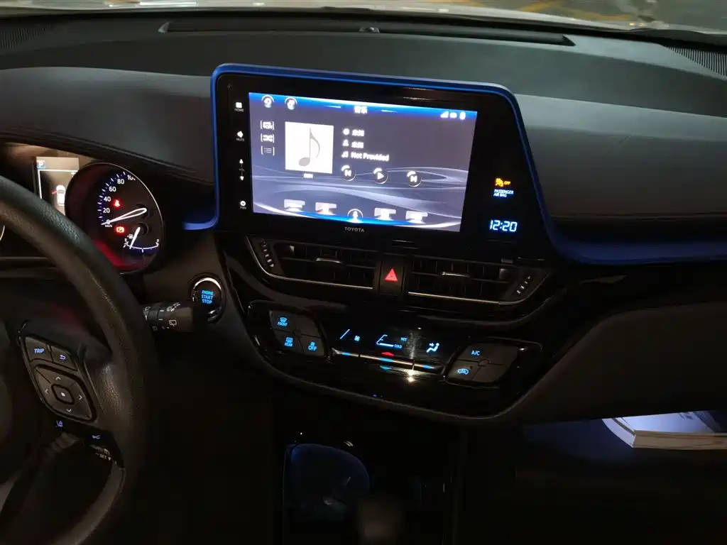 Toyota IZOA 2020 2.0L Yi Xiang Edition фото 10