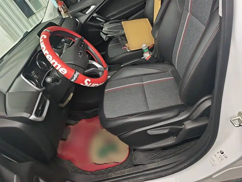 Chevrolet Trax 2019 Redline 325T Auto Fun Edition China VI фото 8