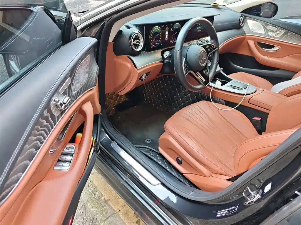 Mercedes-Benz CLS 2022 CLS 300 Dynamic фото 12