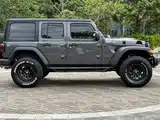 Photo 4 - Jeep Wrangler