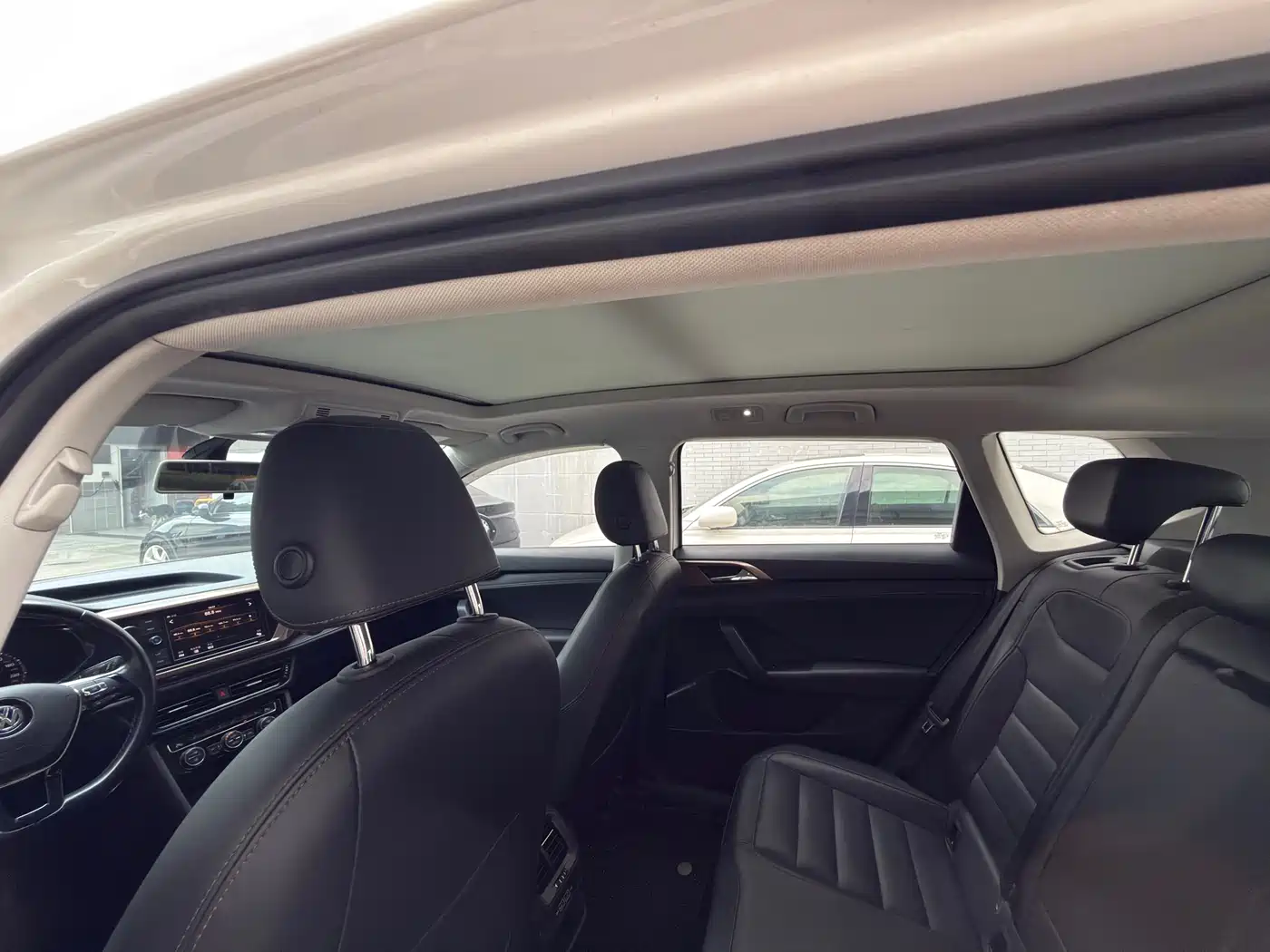 Volkswagen Tharu 2019 330TSI AWD Luxury Edition China VI фото 7