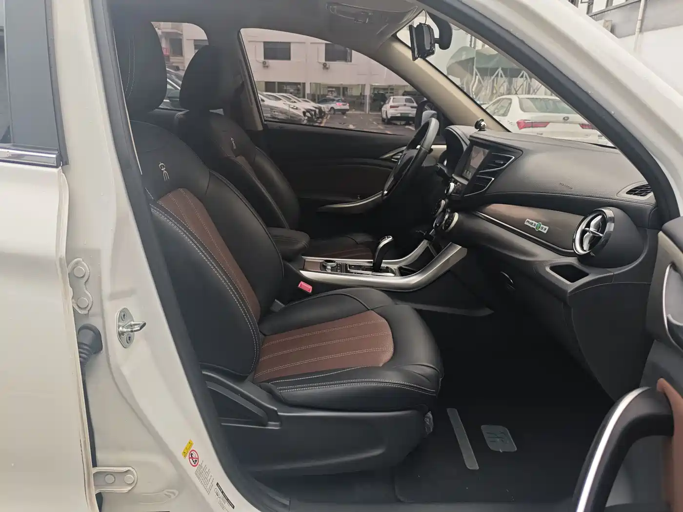 BYD Song New Energy 2017 Song DM 1.5TID Full-time 4WD Luxury фото 13