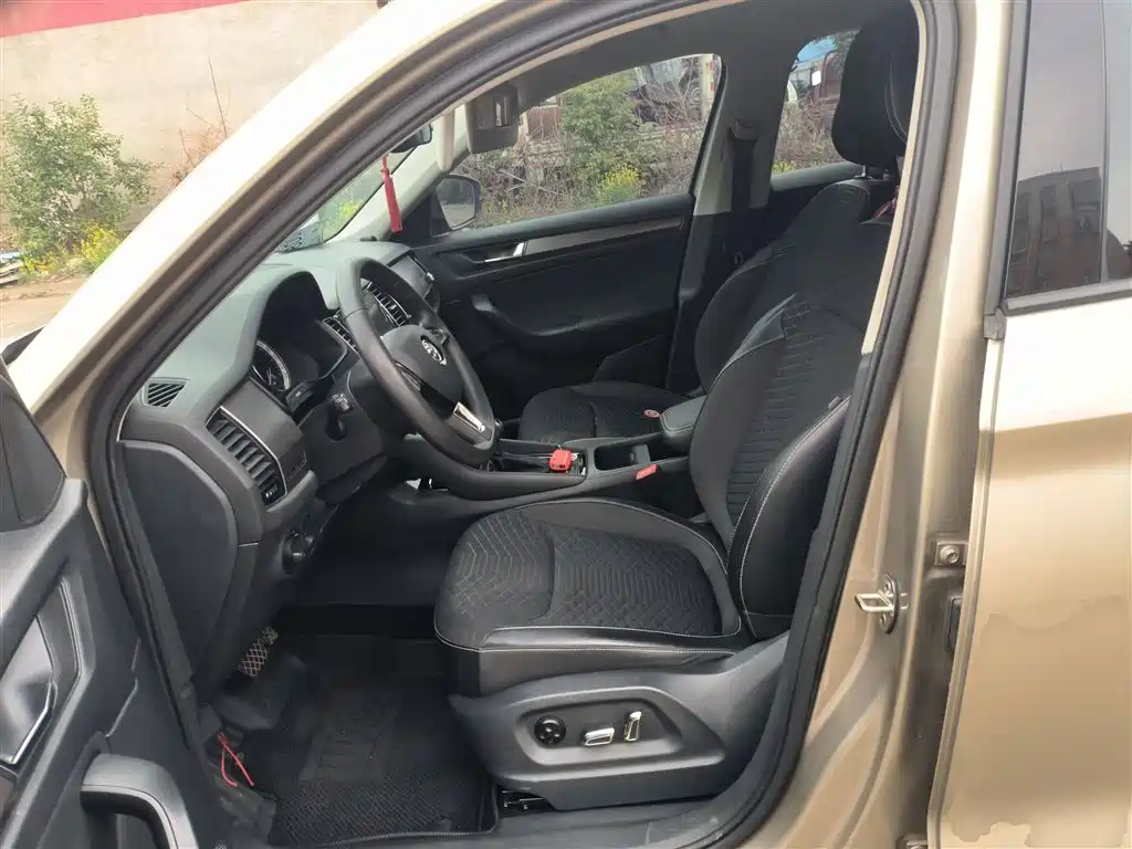 Škoda Kodiaq 2017 TSI330 5-seater 2WD Comfort Edition фото 11