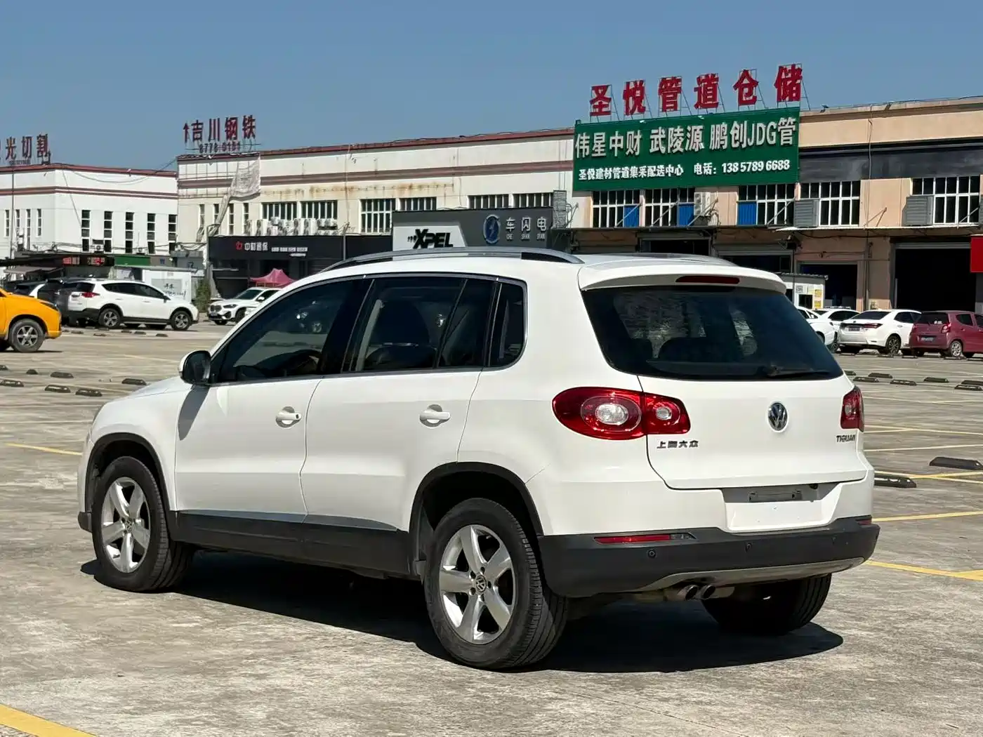 Volkswagen Tiguan 2012 1.8TSI Automatic 2WD Brilliance Edition фото 6