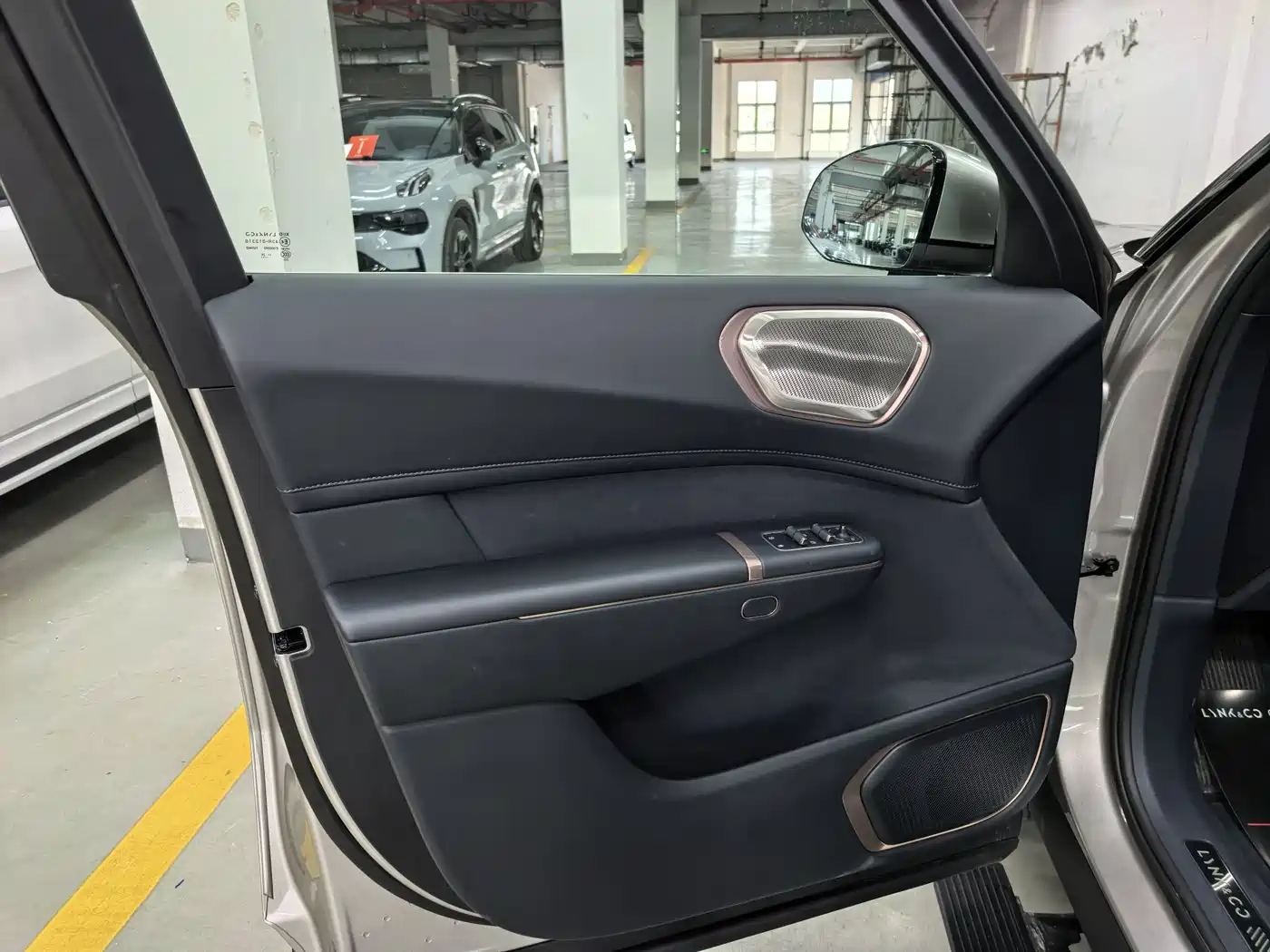 Lynk & Co 900 2025 2.0T Ultra фото 9