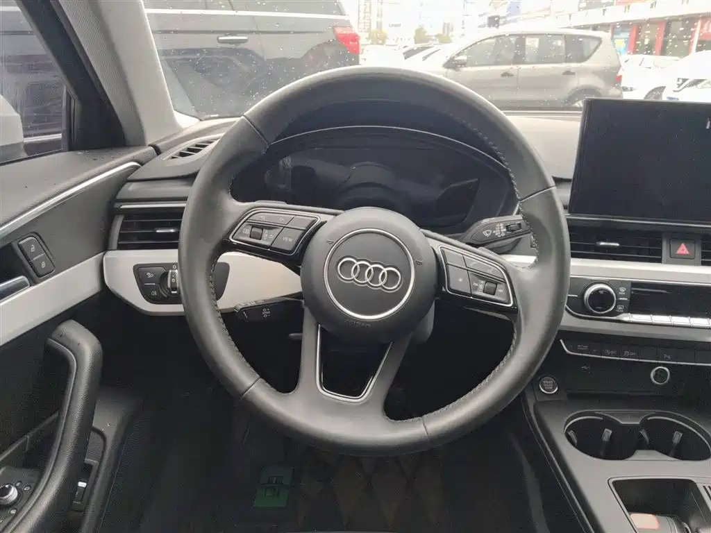 Audi A4L 2020 40 TFSI Fashion Dynamic Edition фото 11