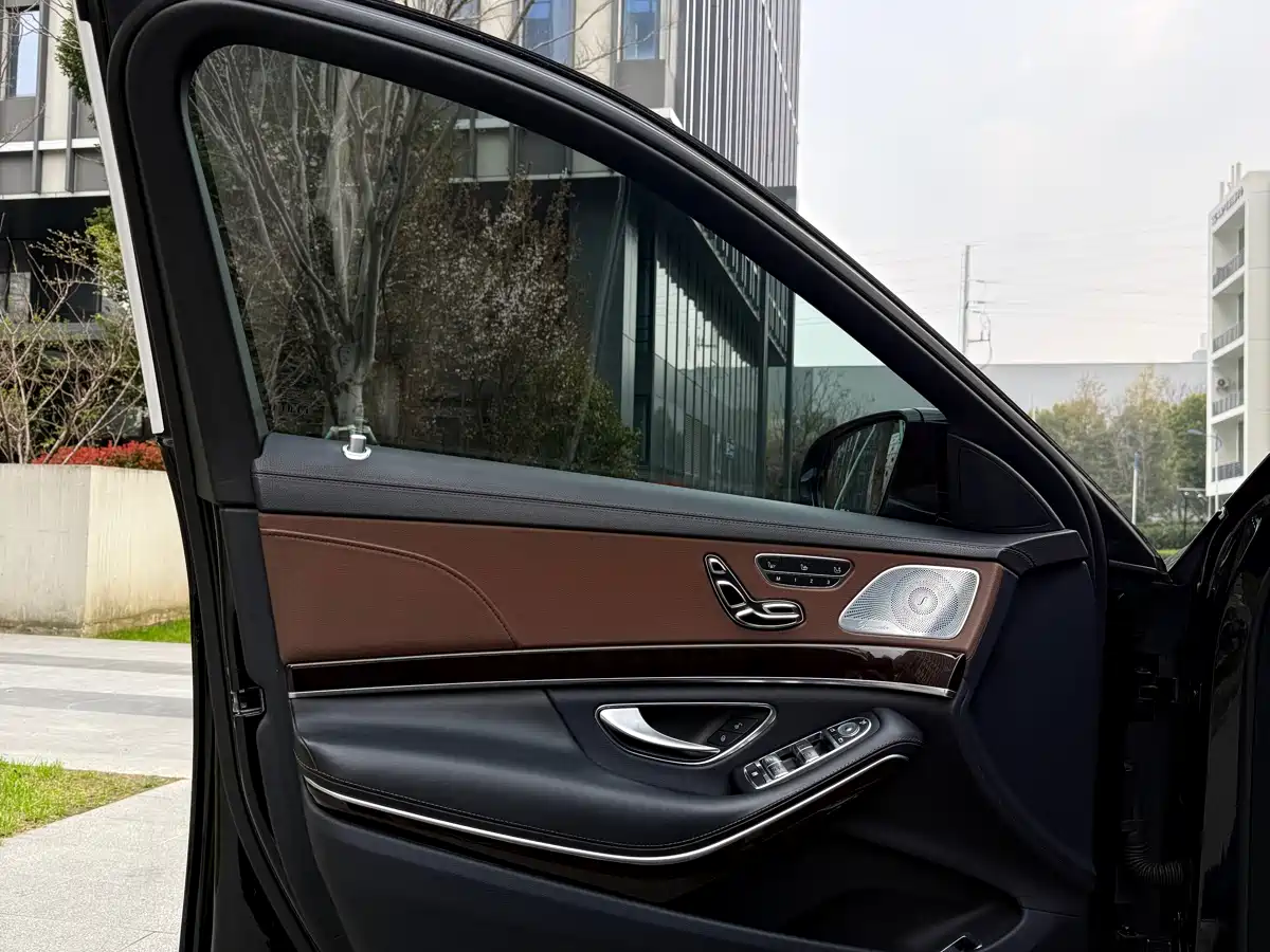 MERCEDES-BENZ MAYBACH S CLASS