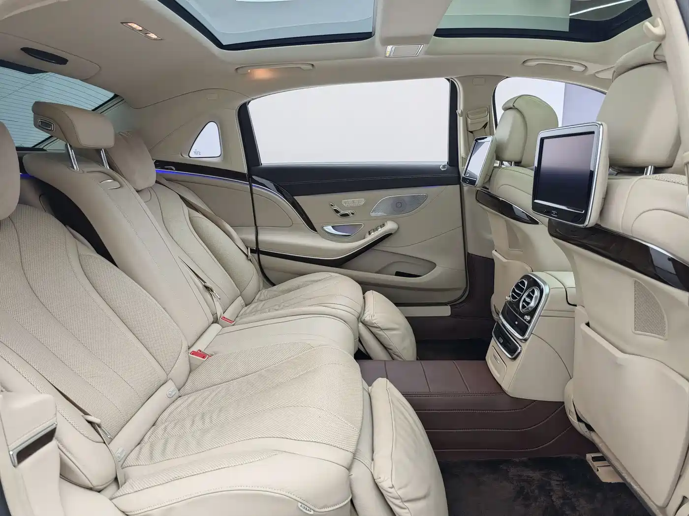 Mercedes-Benz Maybach S-Class 2015 S 400 4MATIC фото 15