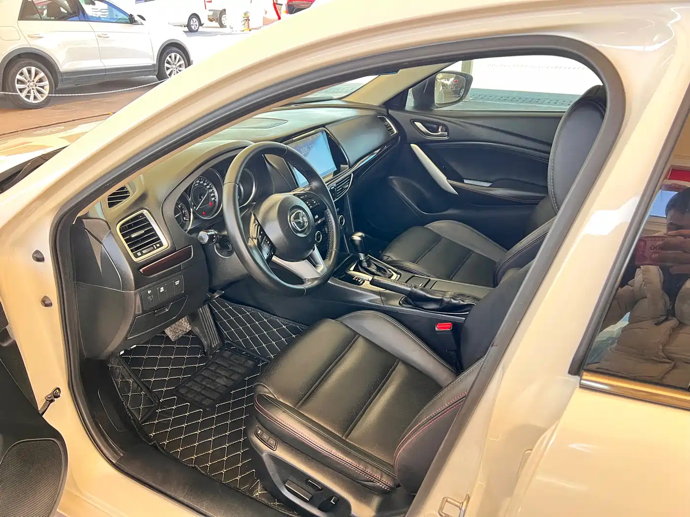 Фото 9 - Mazda Atenza
