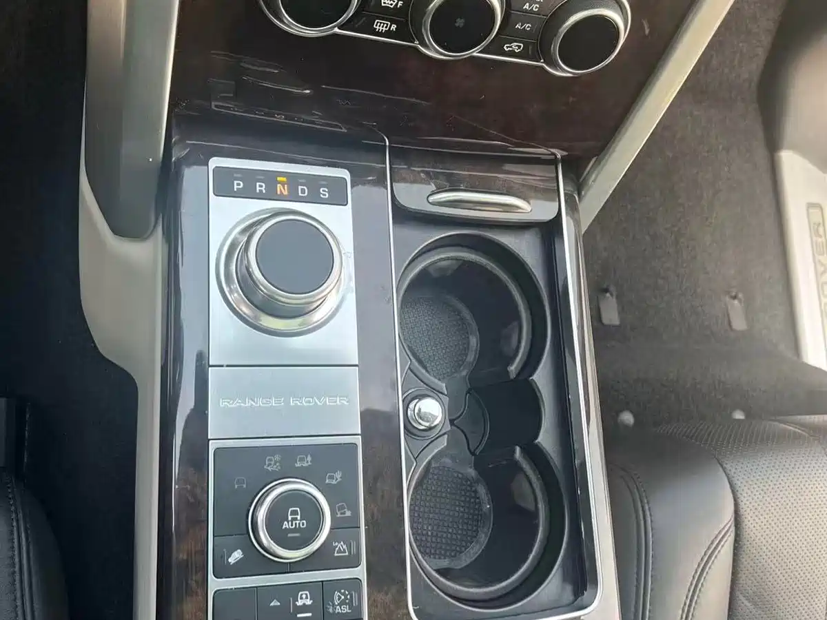 Land Rover Range Rover 2014 3.0 SC V6 Vogue фото 11
