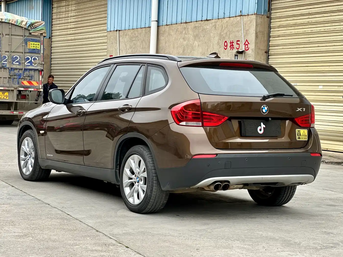 BMW X1 (Import) 2012 xDrive20i фото 7
