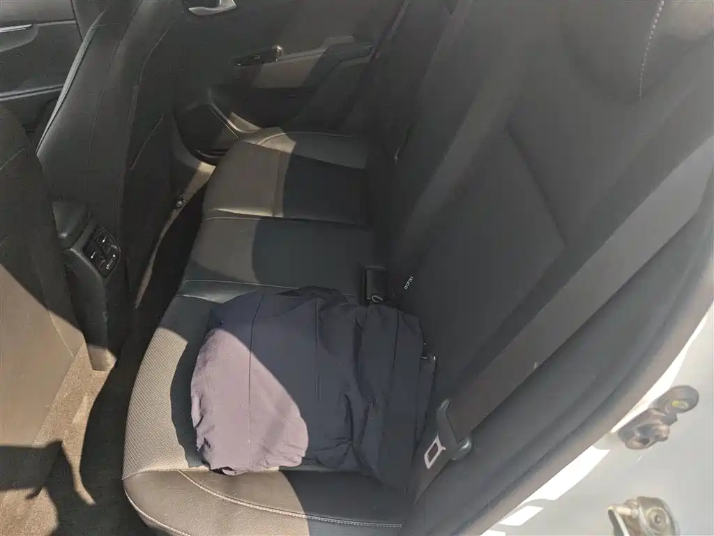 Kia K2 2017 Sedan 1.4L AT 15th Anniversary Special Edition GLS фото 13