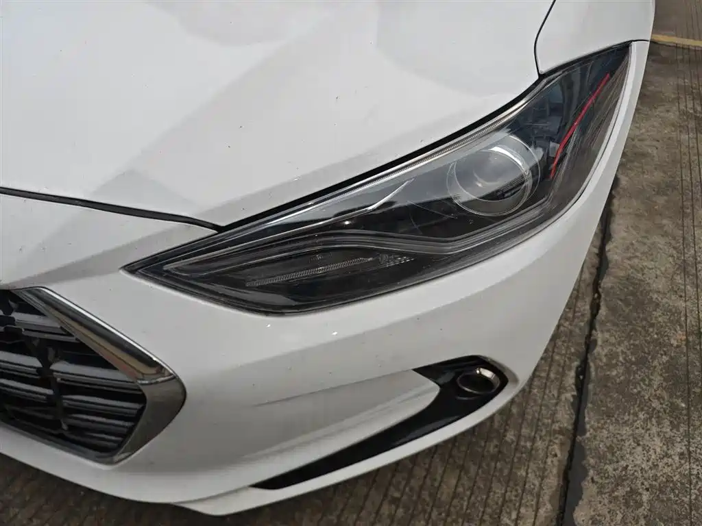Hyundai Elantra 2019 1.5L CVT Smart Elite фото 24