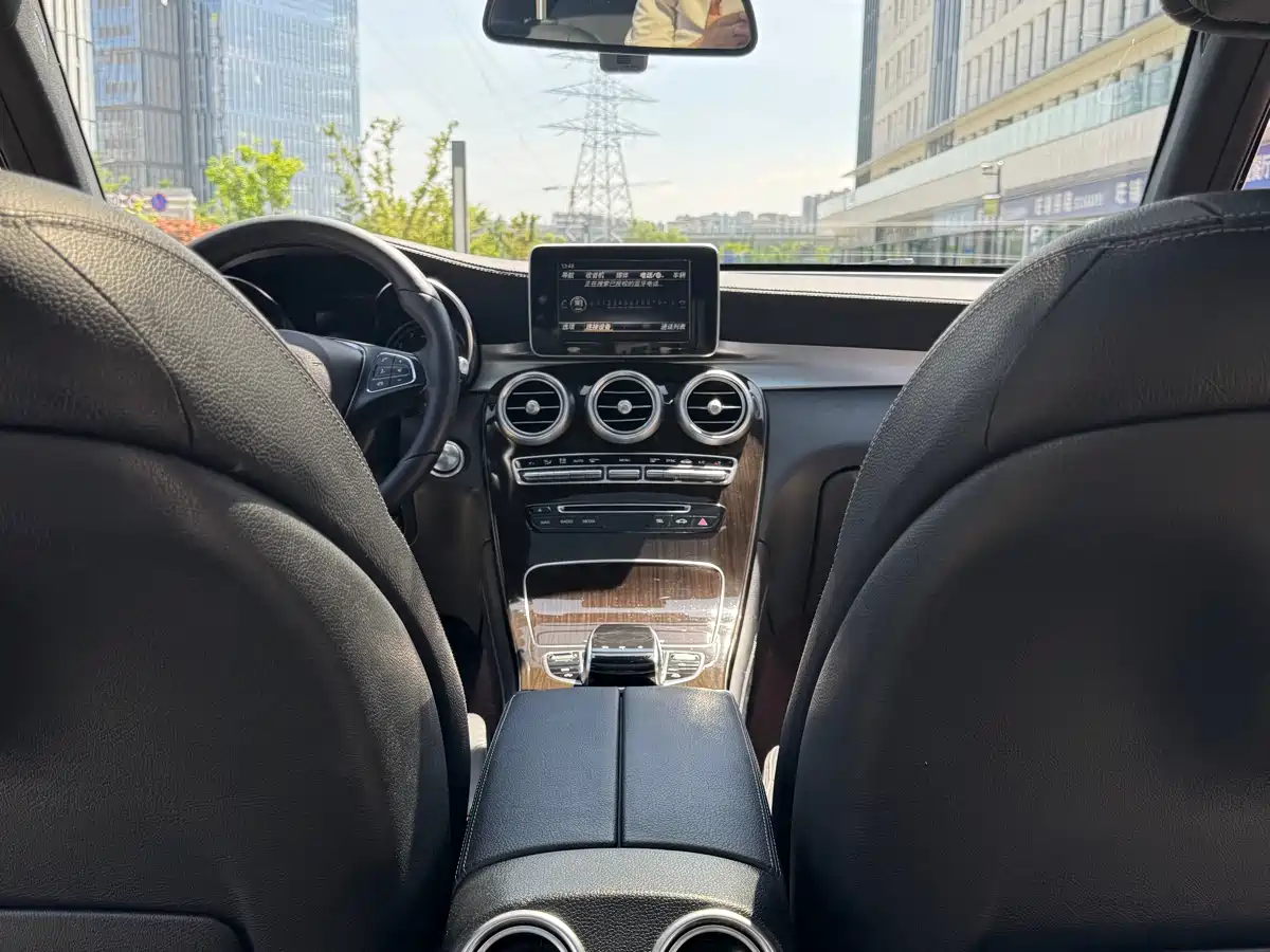 Mercedes-Benz GLC 2019 GLC 260 L 4MATIC Luxury фото 17