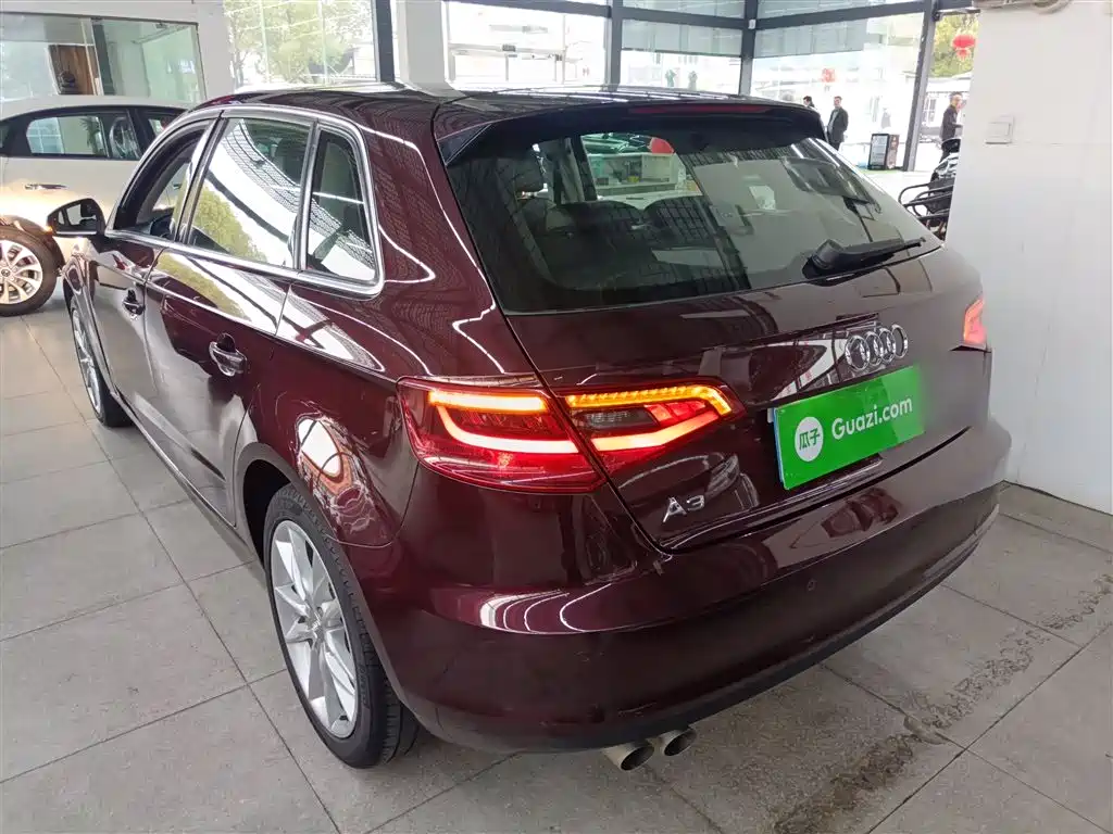Audi A3 2014 Sportback 35 TFSI Automatic Comfort фото 24