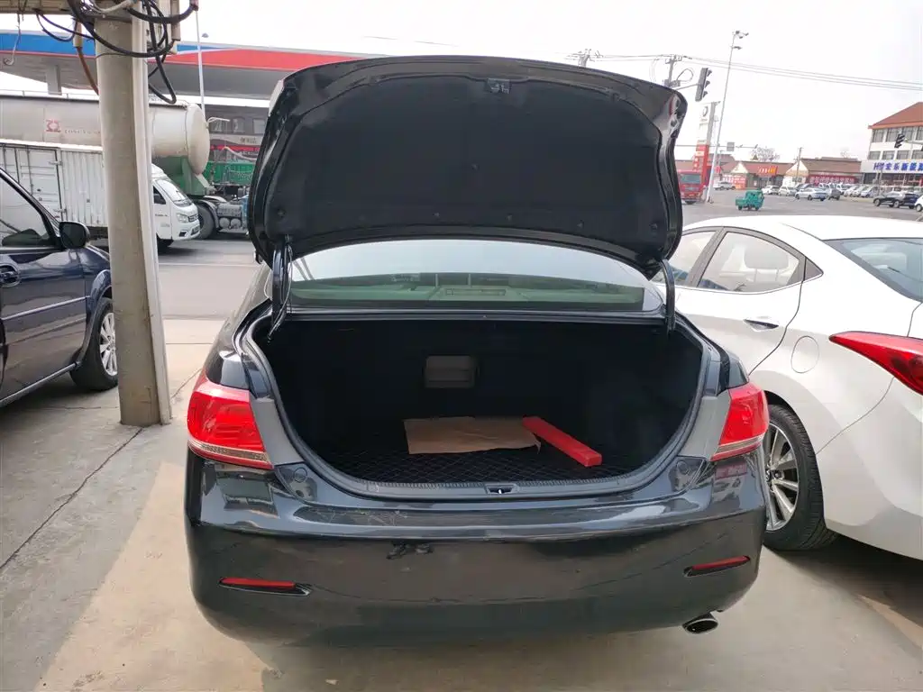 Toyota Camry 2013 200E Classic Elite Edition фото 22