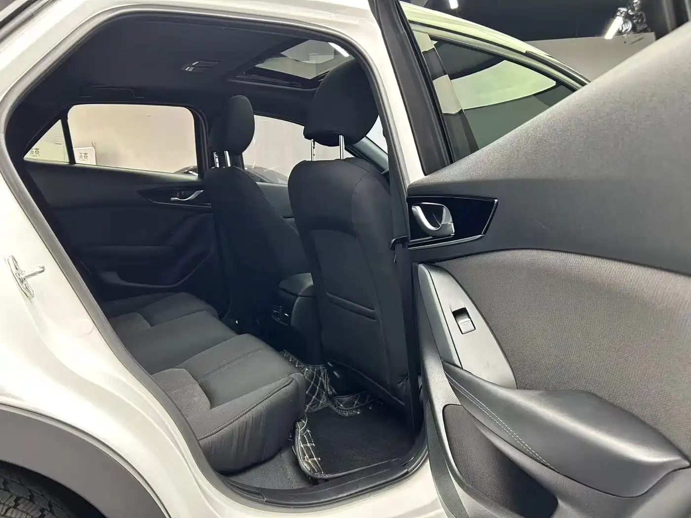 Mazda CX-4 2023 2021 2.0L Auto FWD Skyactiv Explorer Edition