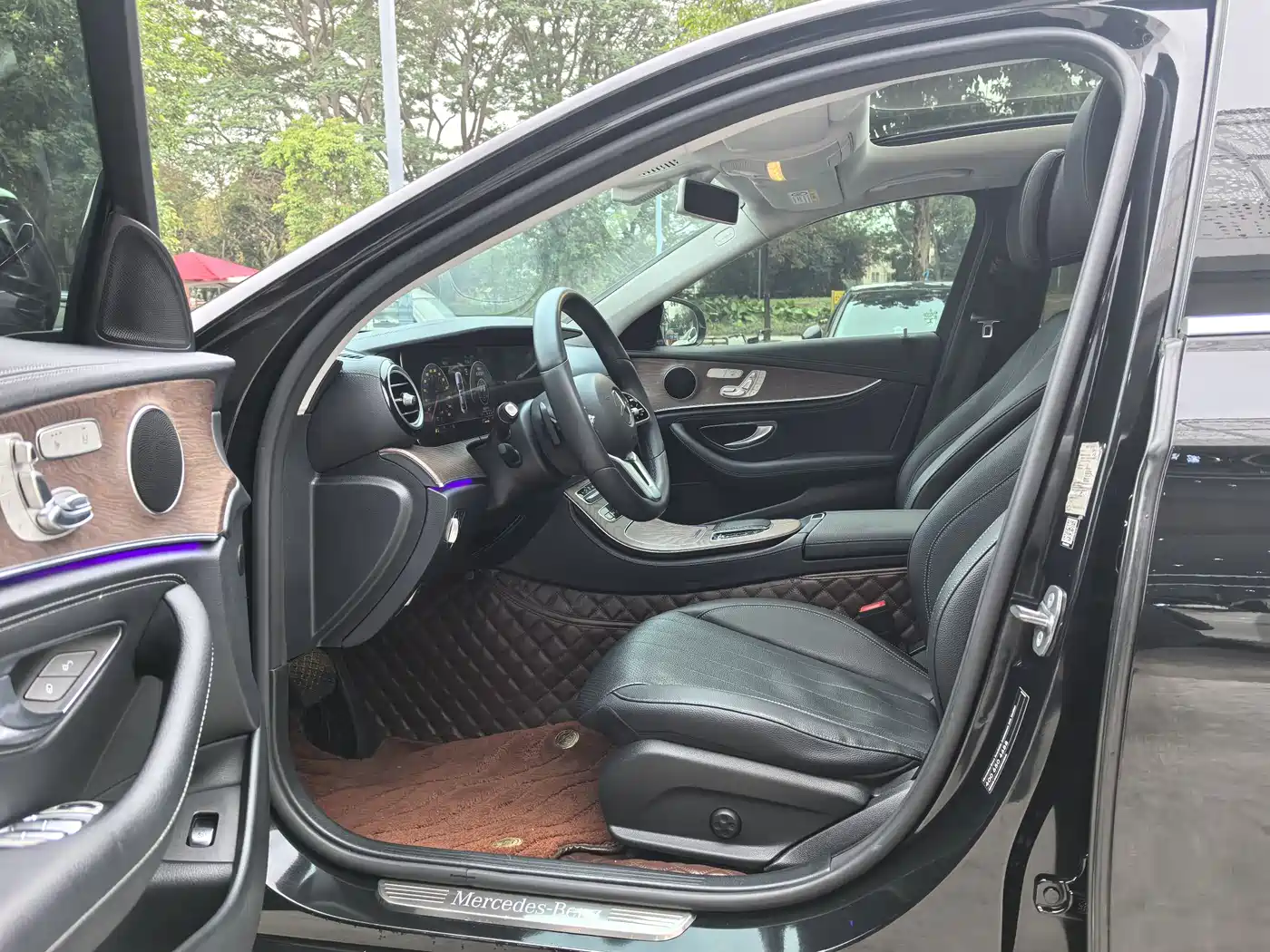 Mercedes-Benz E-Class 2020 E 300 L Fashion фото 4