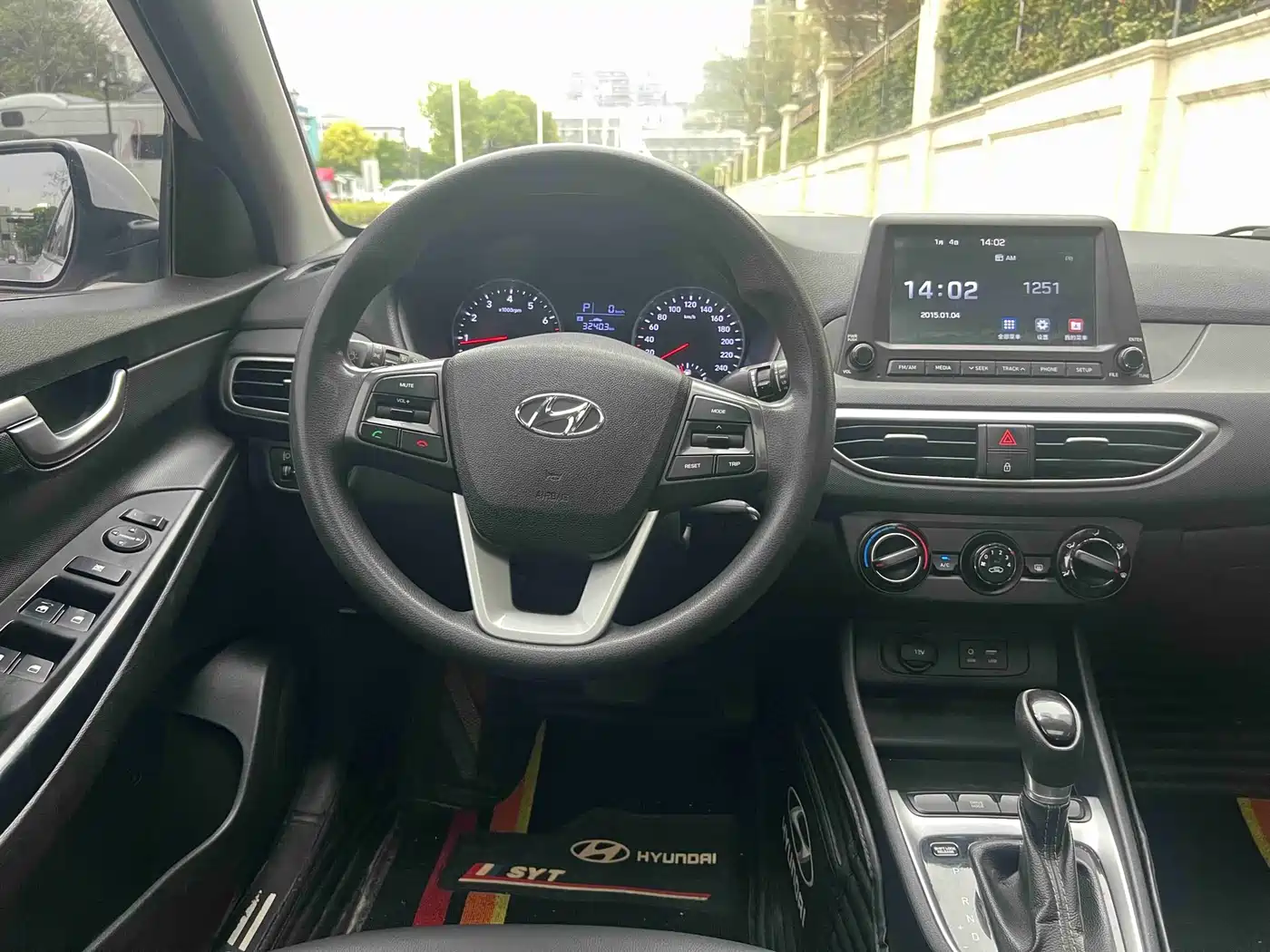 Hyundai Elantra 2017 1.6L Automatic Joy Value GLS фото 9
