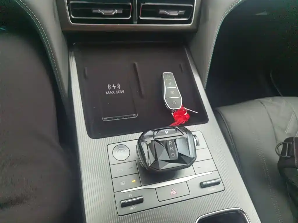 BYD Song L DM-i 2025 Smart Drive Edition 112km Surpassing фото 14