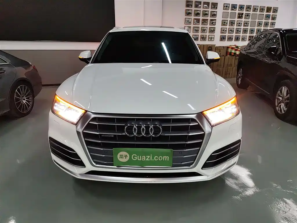 Audi Q5L 2020 40 TFSI Prestige Fashion фото 3