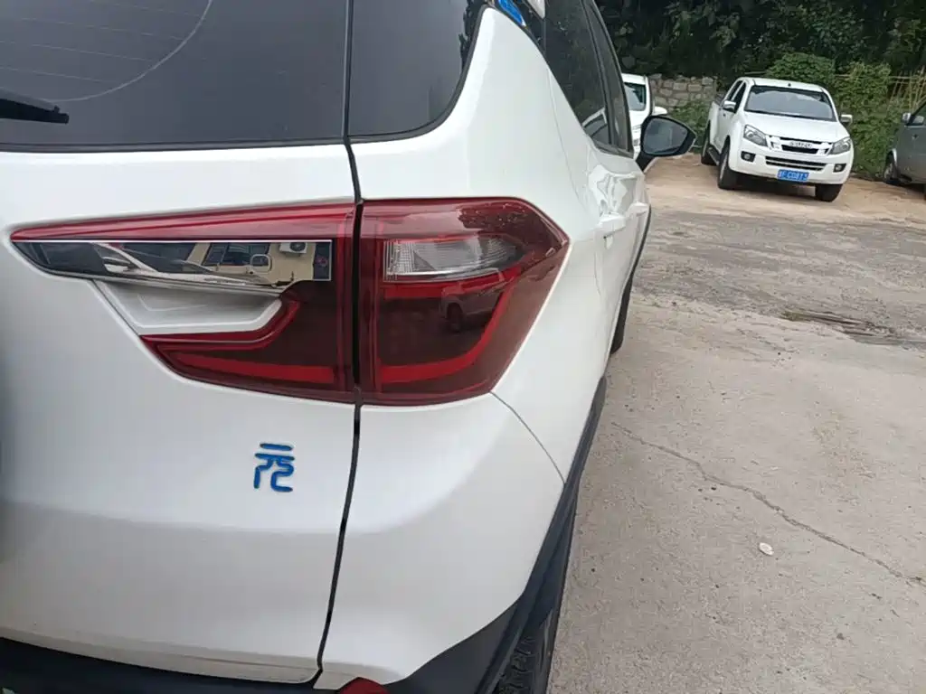 BYD Yuan New Energy 2019 2019 EV360 Smart Connect Premium Edition