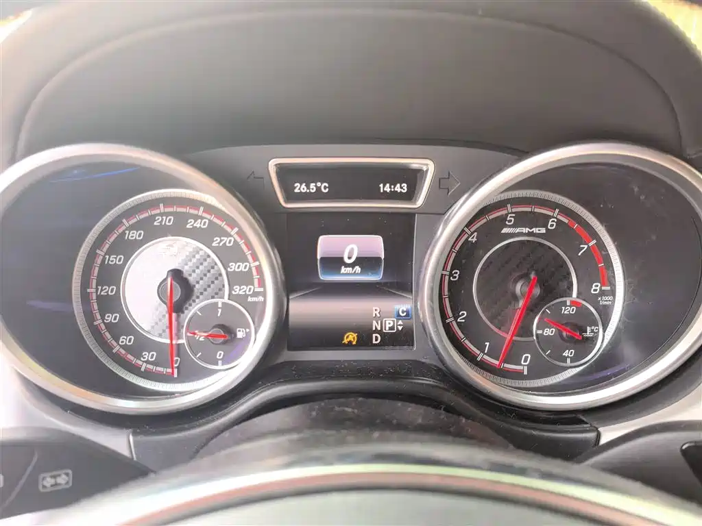 Mercedes-Benz GLE AMG 2015 AMG GLE 63 S 4MATIC фото 12