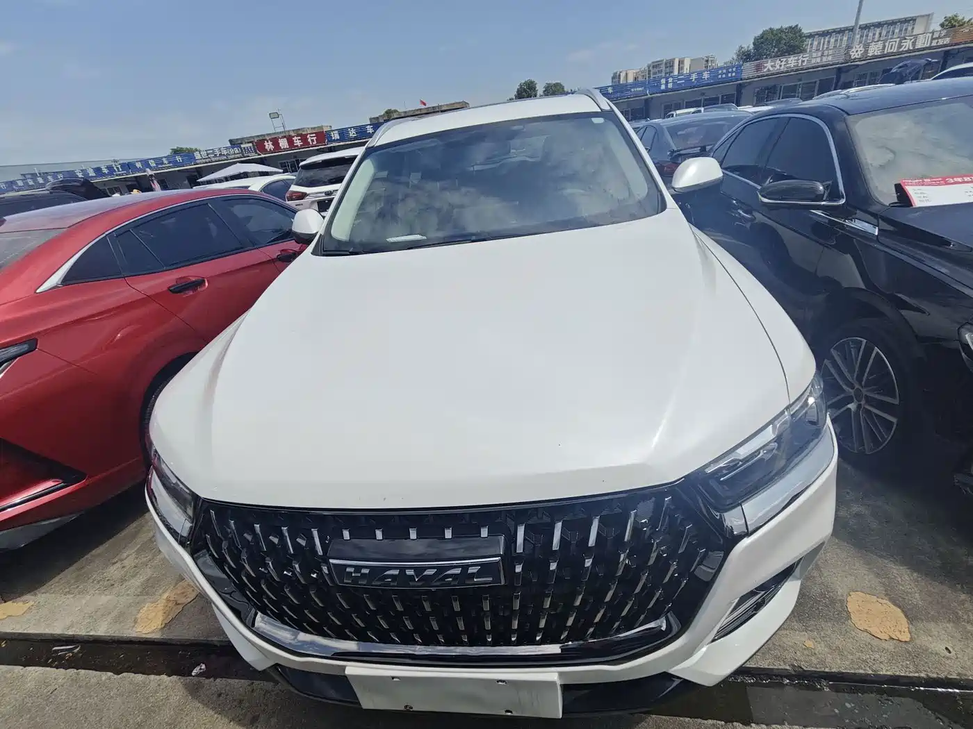 Photo 2 - Haval H6