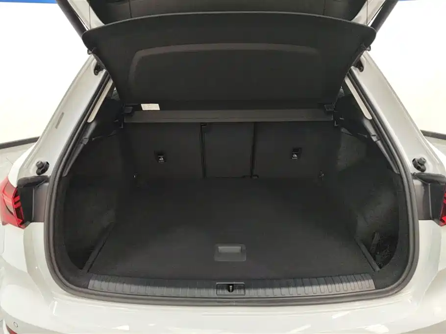 Audi Q3 2021 45 TFSI quattro Fashion Sport фото 4
