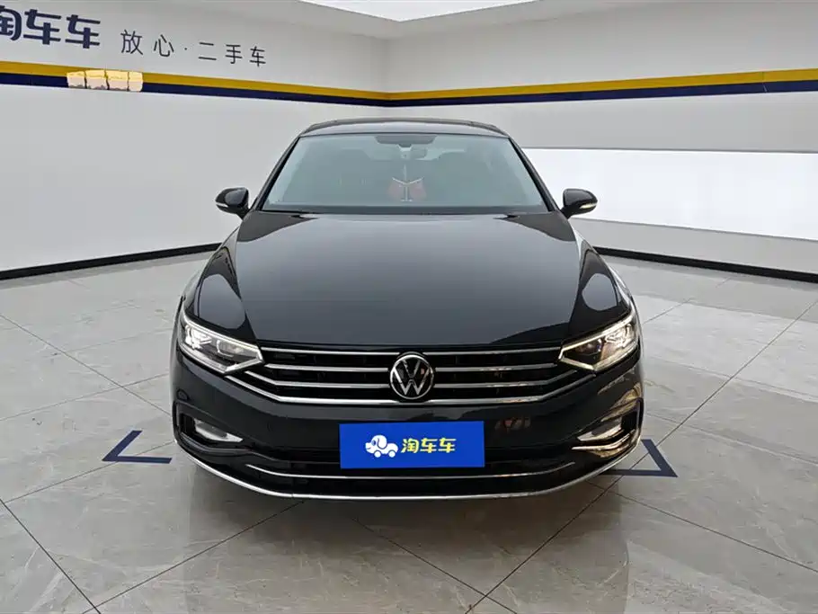 Volkswagen Magotan 2020 330TSI DSG Luxury фото 2