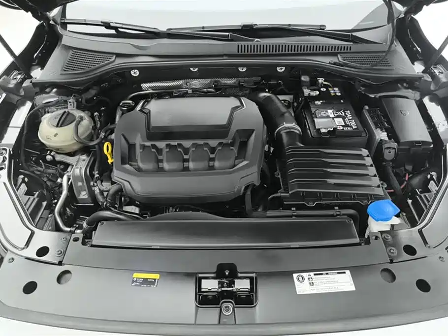 Volkswagen Passat 2024 380TSI Elite Edition фото 10