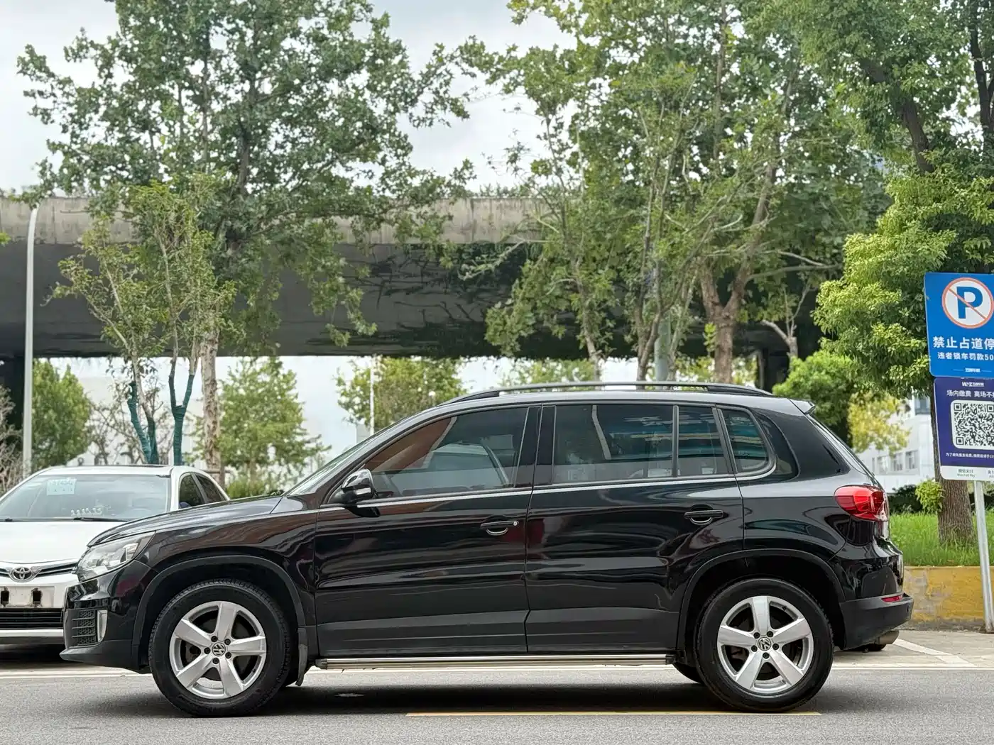 Volkswagen Tiguan 2013 1.8TSI Auto 2WD Comfort Edition фото 3