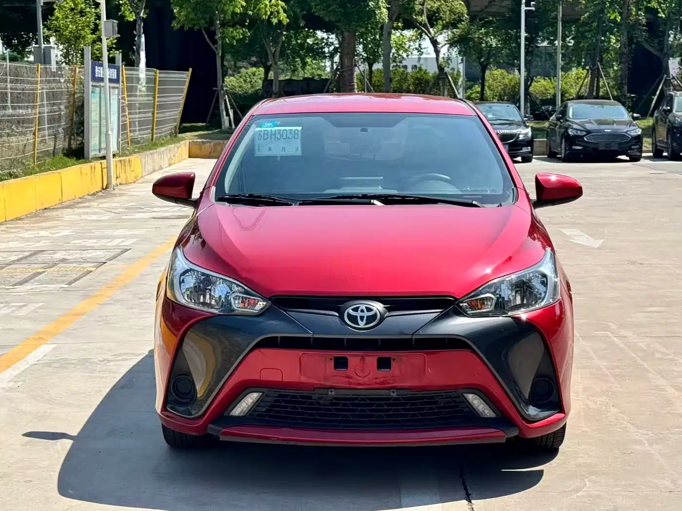 Toyota YARiS L Zhi Xuan 2020 1.5L CVT Leading Edition фото 2