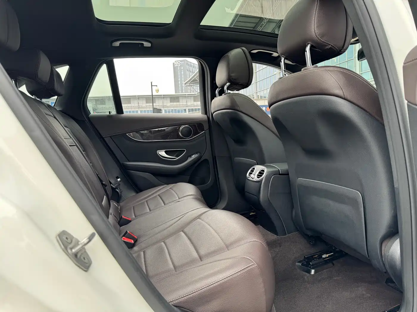 Mercedes-Benz GLC 2017 GLC 260 4MATIC Luxury фото 22